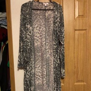 Good Used LuLaRoe Large Sarah SNOW LEOPARD